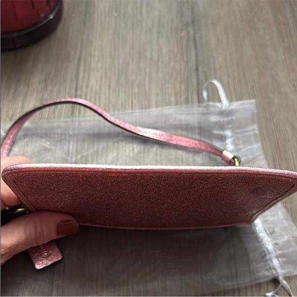 Coach Rose Pink Glitter Wristlet - Picture 4 of 8